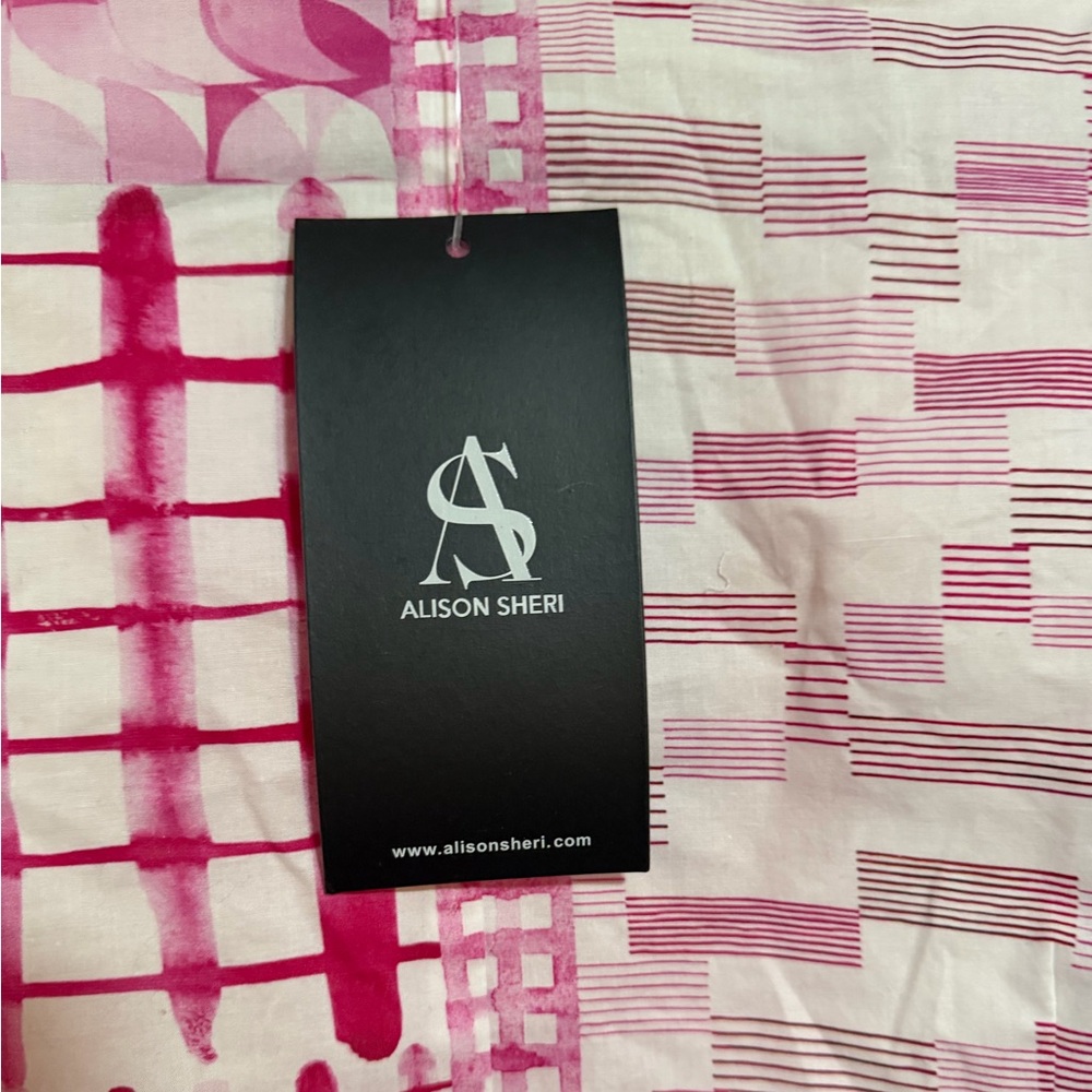 NWT Alison Sheri Pink Patterned Button-Up Top - Picture 7 of 9